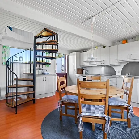 Luci - 20m From The Sea By Interhome בית נופש