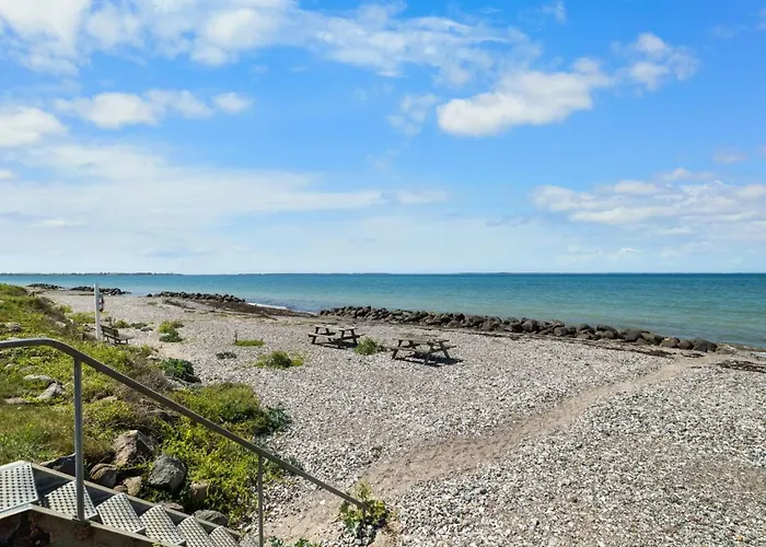 Ferienhaus Luci - 20m From The Sea By Interhome