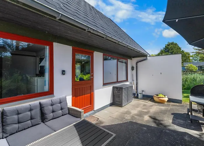 Luci - 20m From The Sea By Interhome *