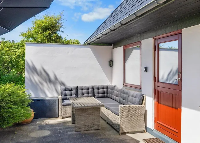 Luci - 20m From The Sea By Interhome *